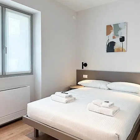 G Apartamento Colico